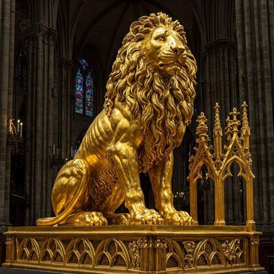 Bronze Sitting Lion Metal Statues Brass Gold Animal Sculptures Life Size Villa Garden Decoration