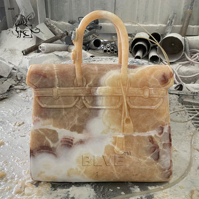 Marble Famous Brand Bag Sculpture Frog Green Natural Stone Handbag Statue Luxury Shopping Mall Decoration