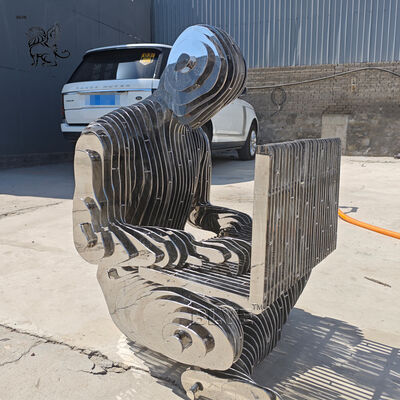 Escultura de acero inoxidable Invisible Estatua de hombre trabajador Espejo pulido tamaño natural Arte moderno Abstracto personalizado